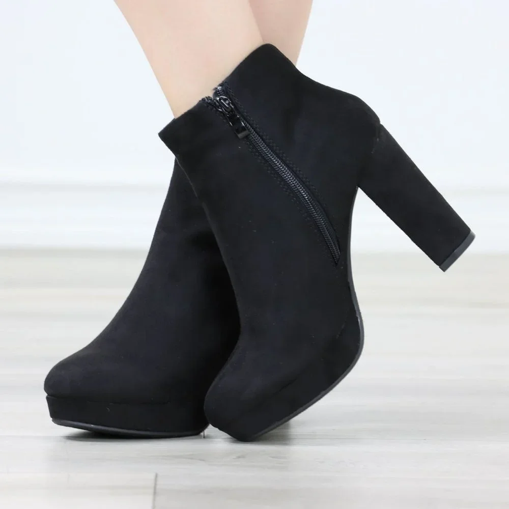 Womens Platform High Heel Ankle Boots Zip Up Black Faux Suede Boots - Picture 6 of 11